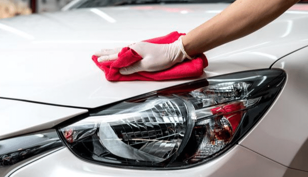 A Comprehensive Guide to Applying Automotive Crystal Wax to Your Car