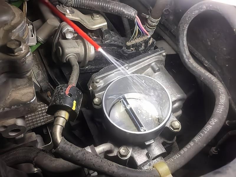 throttle_body_and_air_intake_cleaner.jpg